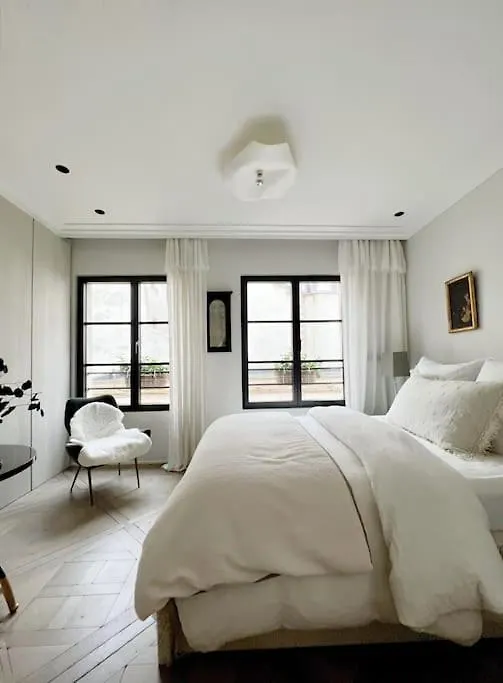 Petite Maison Dans Le Marais Paris Apartment